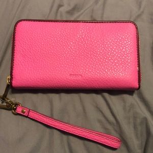 Hot pink Fossil wristlet wallet
